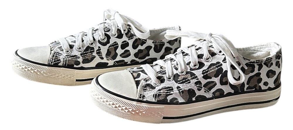 Leopard Print Canvas Fashion Sneakers 8.5 (39)